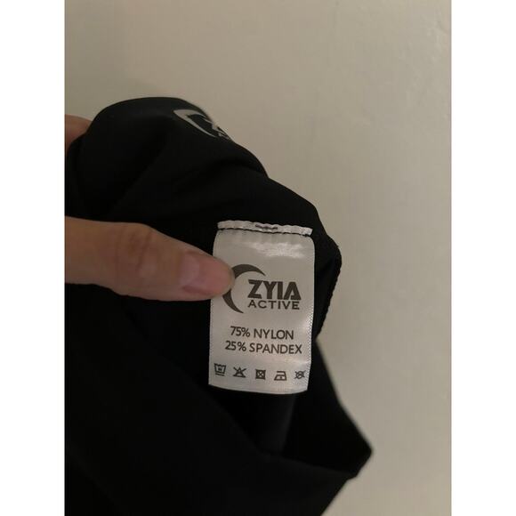 Zyia Pants Girls 8-10 Leggings Black Camo Reflective Cropped High Rise Pockets - Picture 6 of 6